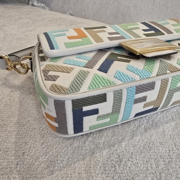Multicolor Fendi baguette - Picture 4 of 6